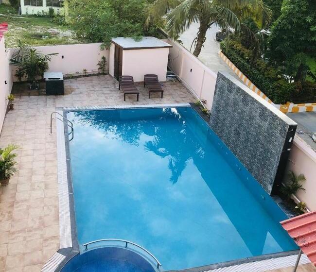 Tropicana Beach Resort, Mandarmani