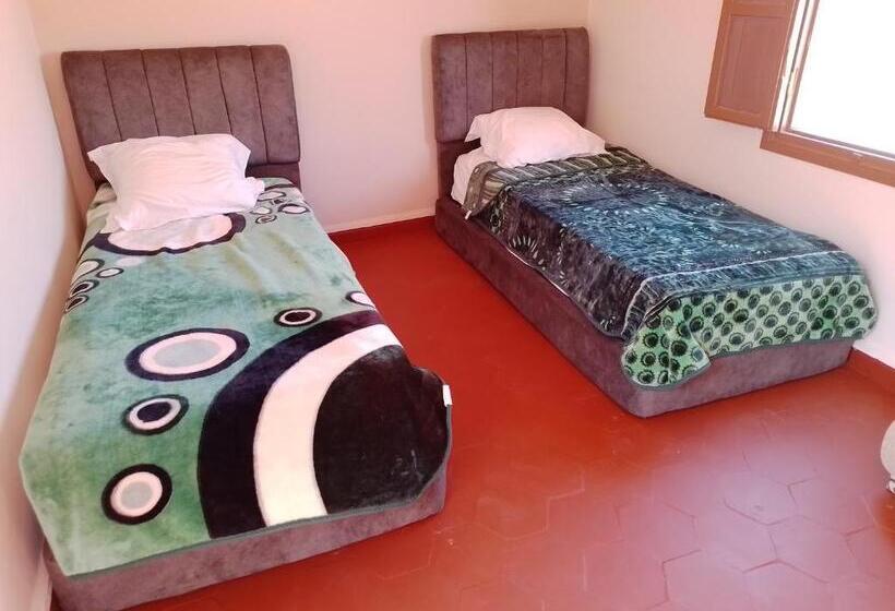 مبيت وإفطار Tagtout