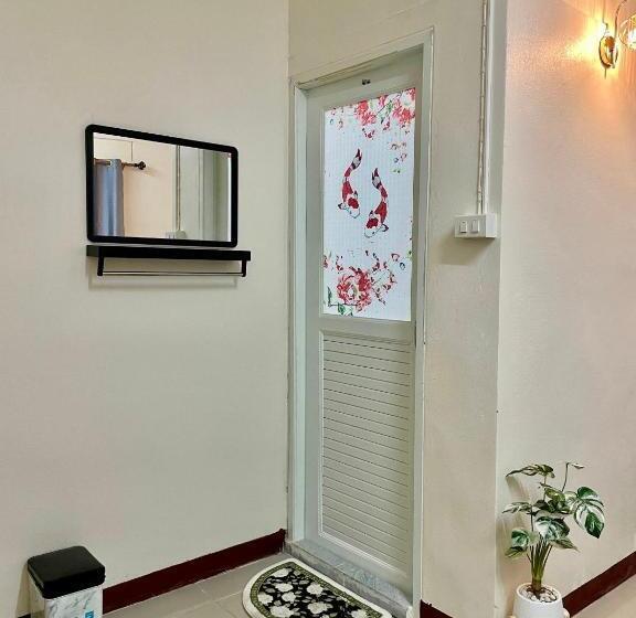 هتل 2b Cozy Hostel เมืองตรัง
