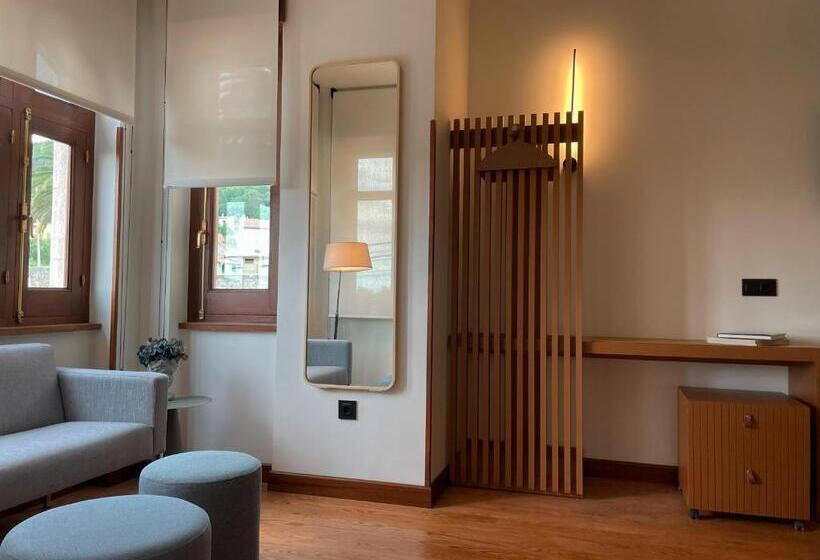 هتل El Rosal De Cudillero