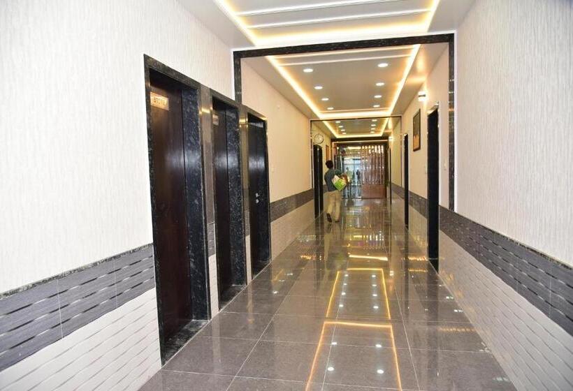 فندق Geetanjali Excellency
