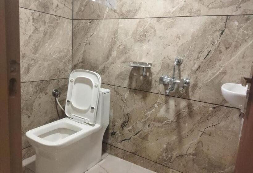 בית מלון כפרי Konark Nest