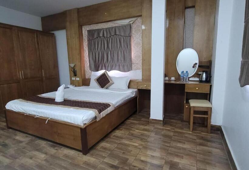 هتل Sunrise East 2