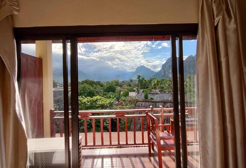 هتل Vangvieng Central Riverside