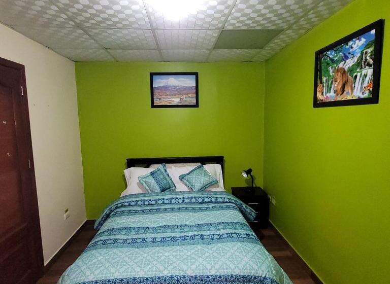 پانسیون Downtown