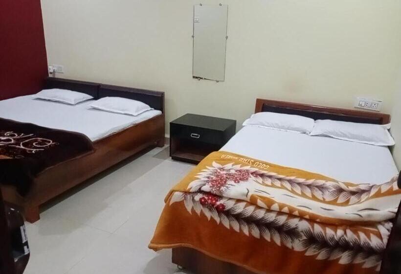 Пансион Gajanan Guest House Or Gajanan