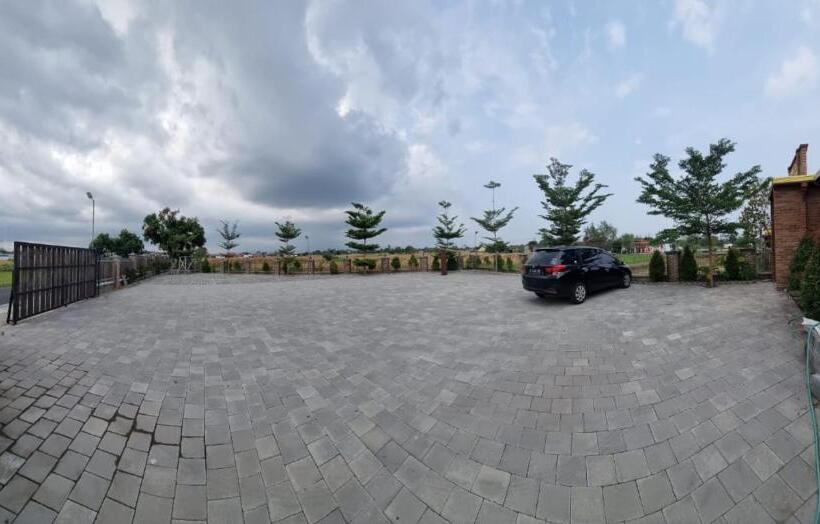 بنسيون Joglo Wismono Prambanan