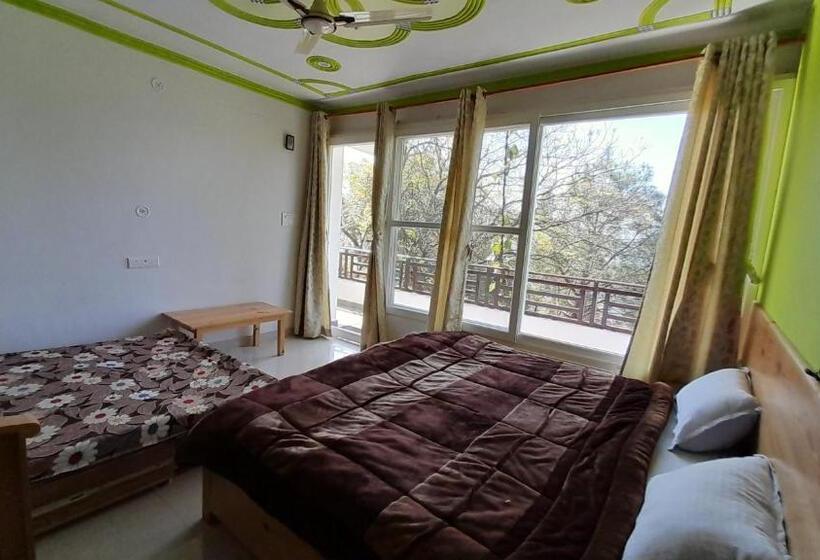 פנסיון The Kiwi Shadow Guest House