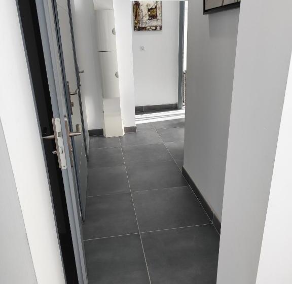Villa Collections Appartement Trois Chambres