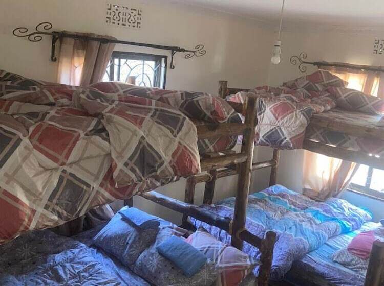هاستل A Cozy Home Stay In Arusha Catus House