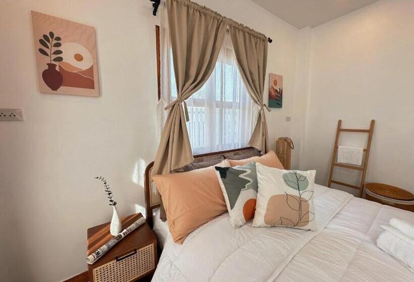 住宿加早餐  Heaven Villa At Pua น่าน