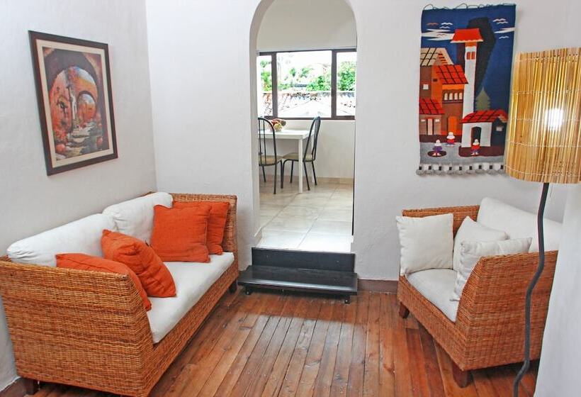 تختخواب و صبحانه Casa Macondo