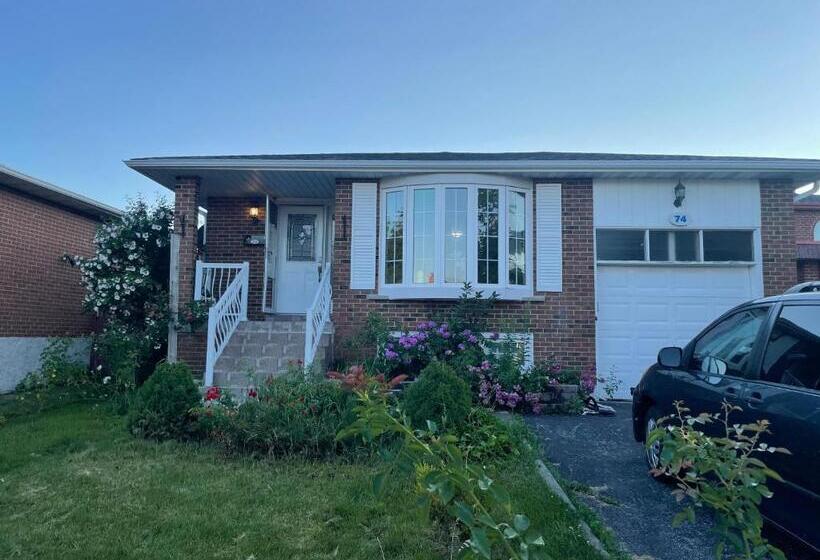 تختخواب و صبحانه Private House