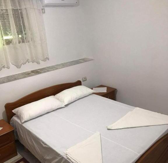 Hostel Xarba