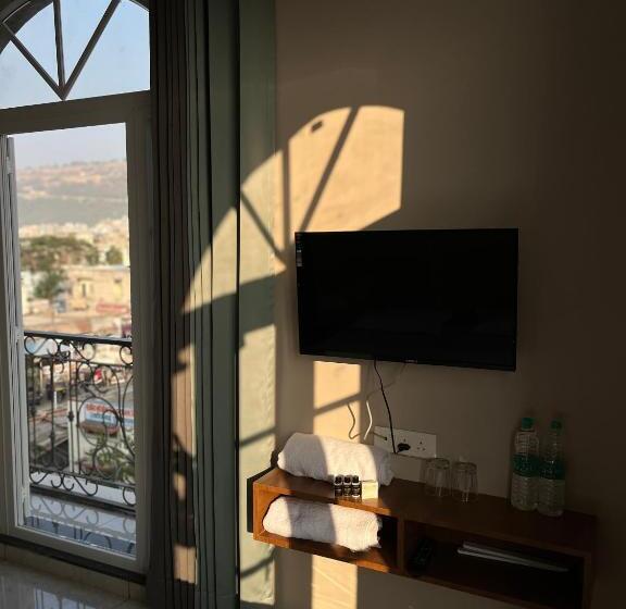 فندق Hari Leela Fort View Palace