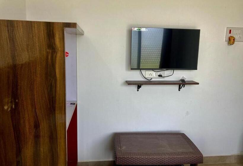 فندق Indu Chhaya