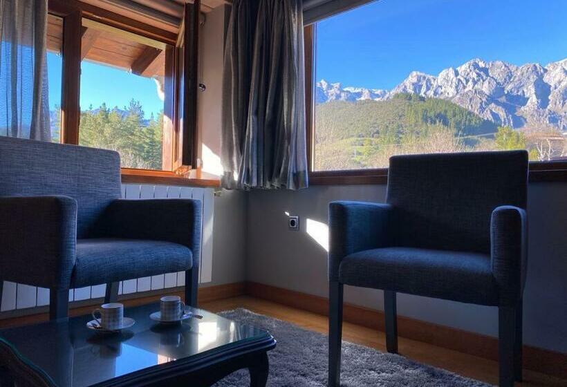 호텔 Picos de Europa Suites and Rooms