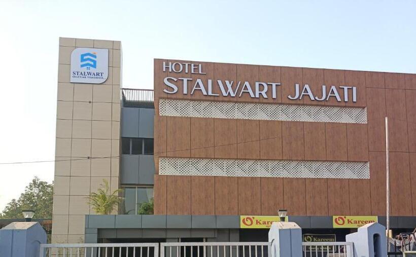 בית מלון כפרי Stalwart Jajati
