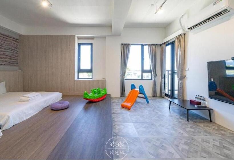 پانسیون Namek Guesthouse