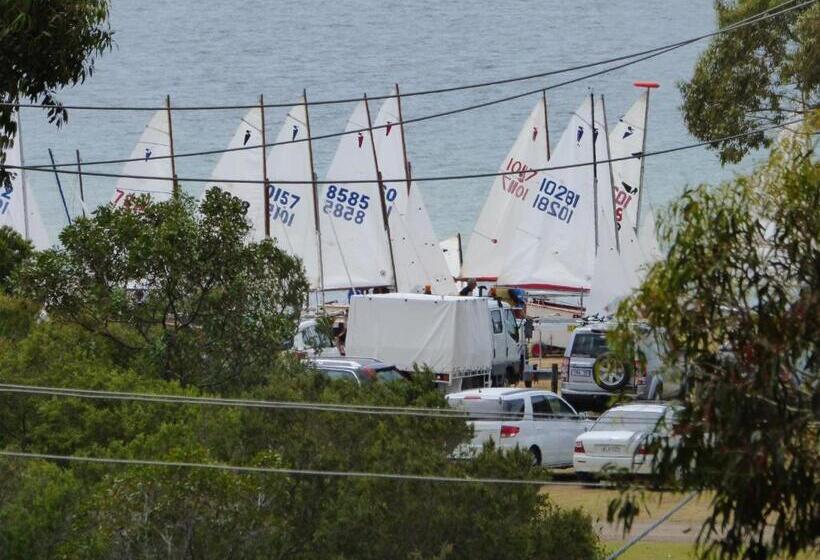 膳宿费 Bluff House