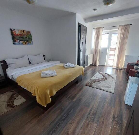 بنسيون Casa Tamara