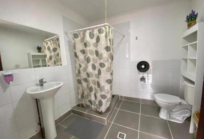 بنسيون Hostal La Casona