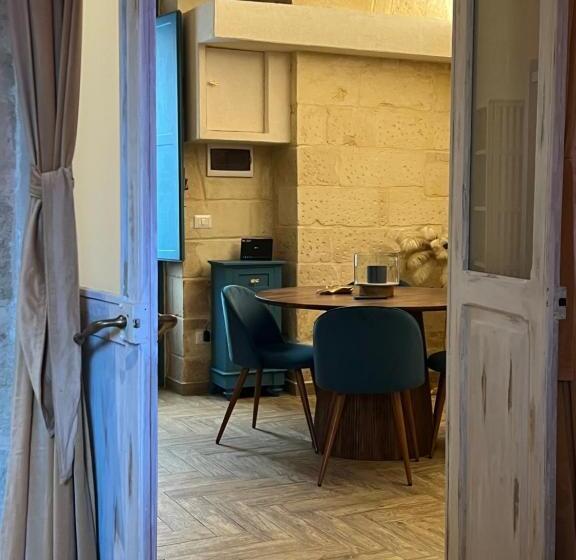 پانسیون Suite Zorah