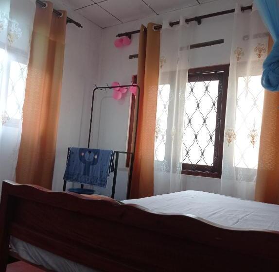펜션 Weligama Elite Guest   Home Stay