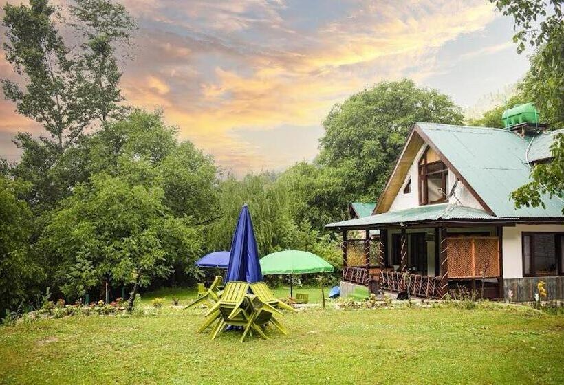 Курорт The River Front Luxury Cottage By Stay Pattern