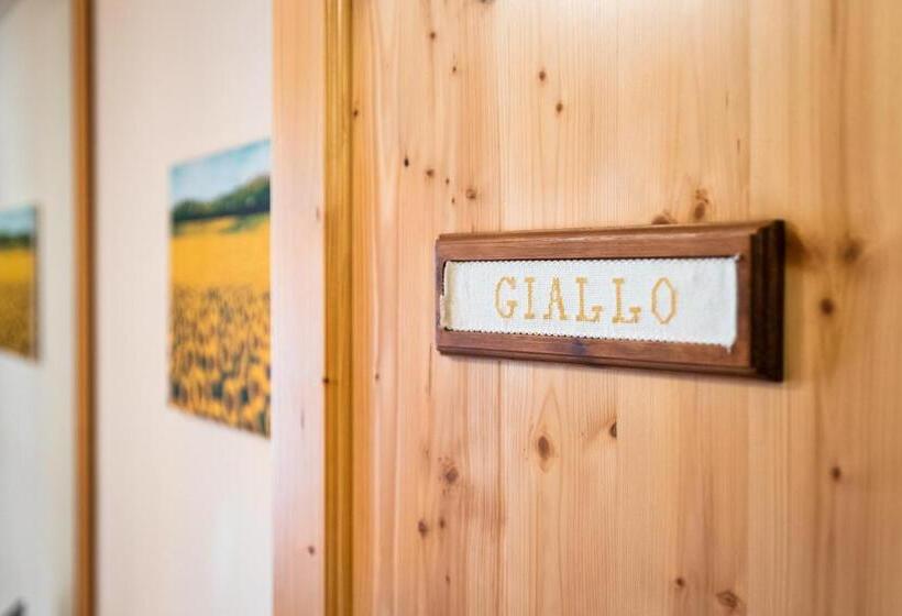 הוסטל Locanda Dei Cantù