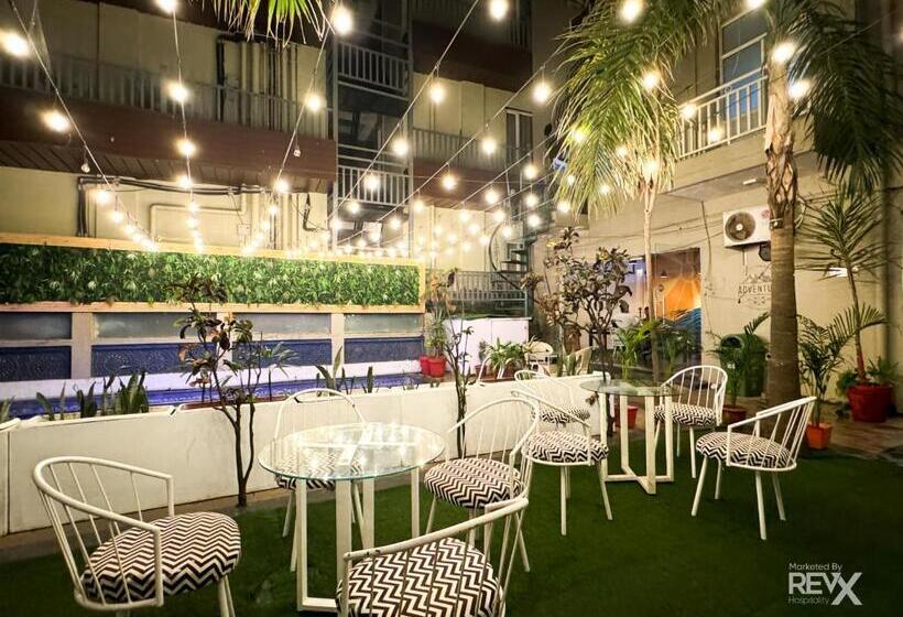 فندق صغير The Wraveler Tapovan Rooms And Dorms