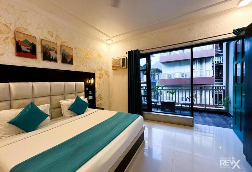فندق صغير The Wraveler Tapovan Rooms And Dorms
