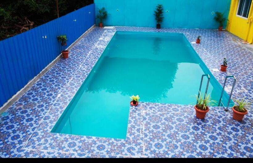 هتل Auro Galaxy Pondy With Swimming Pool