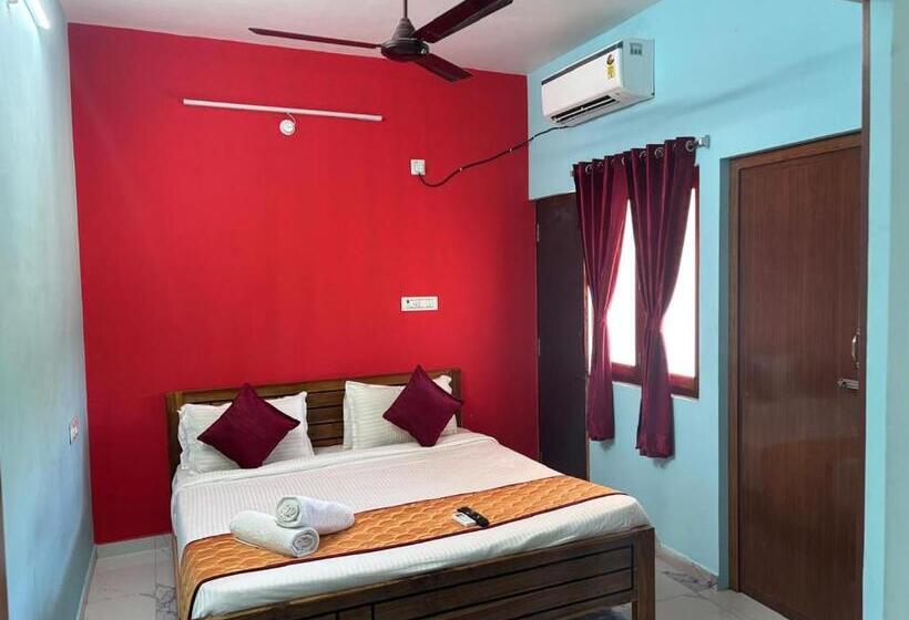 هتل Auro Galaxy Pondy With Swimming Pool