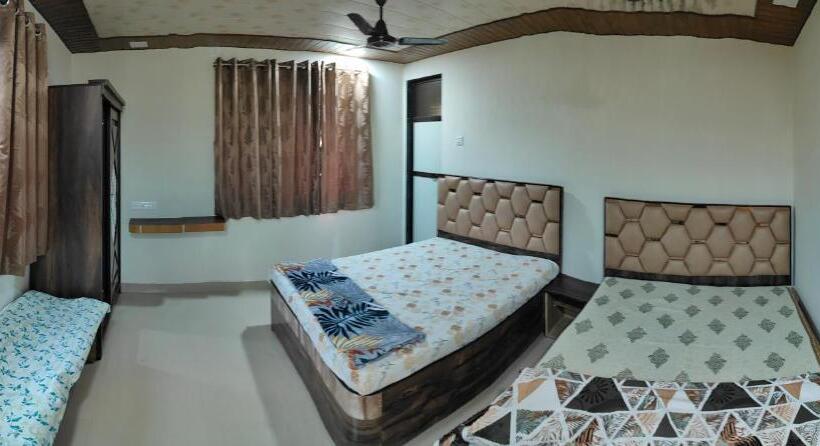 فندق Dr Bhoir Farm & Resort