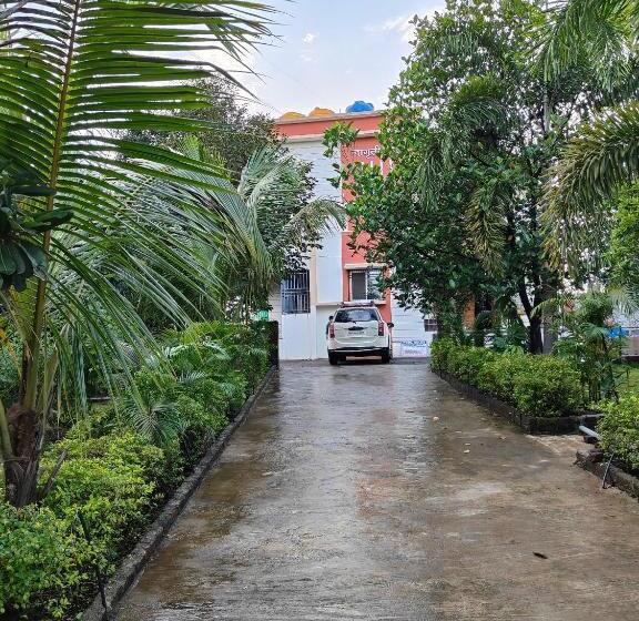 فندق Dr Bhoir Farm & Resort