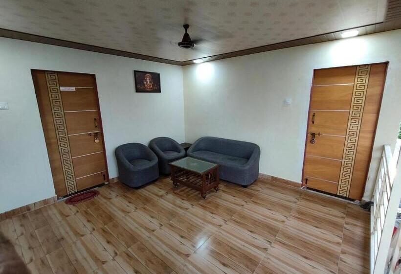 فندق Dr Bhoir Farm & Resort