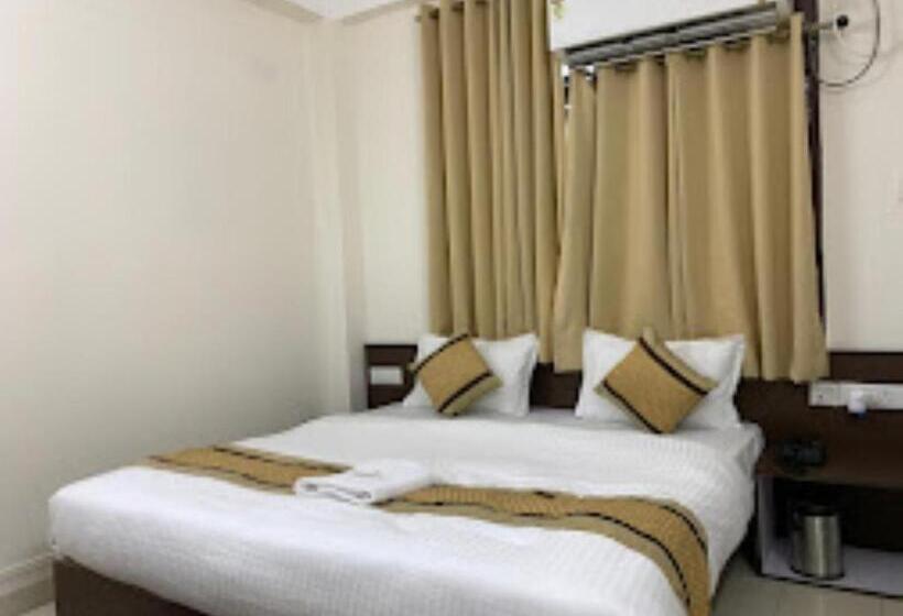فندق Erica Residency Guwahati