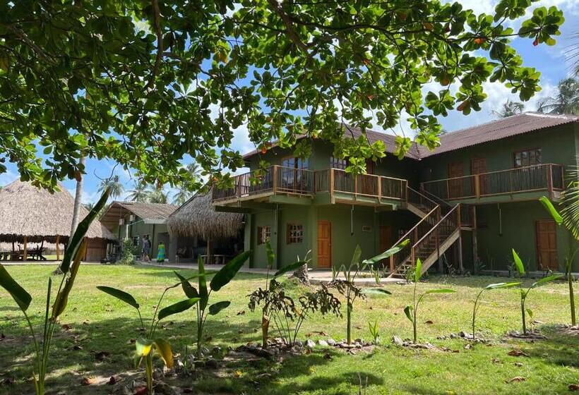 هتل Gavia   Rio Y Mar