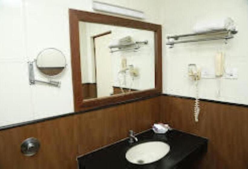 בית מלון כפרי Grand Plazza Coimbatore