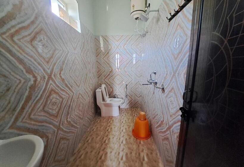 호텔 Heaven Inn Guest House & Restro