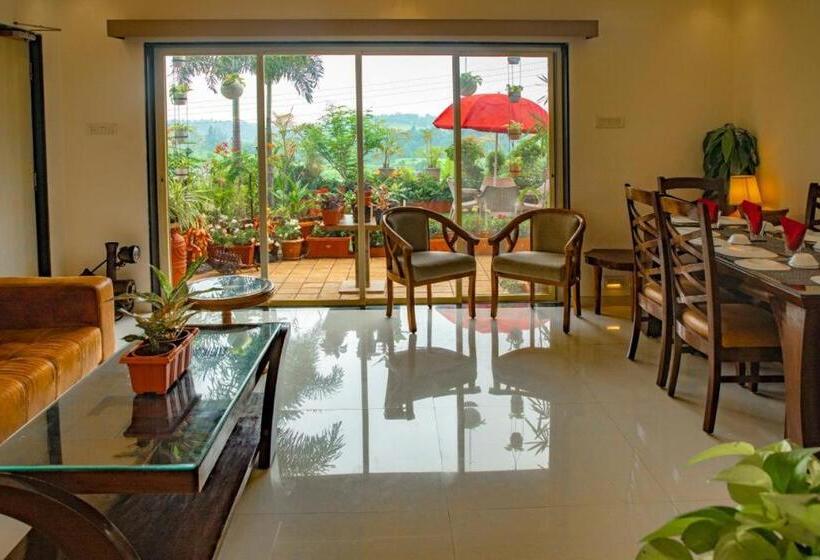 בית מלון כפרי Paras Palace