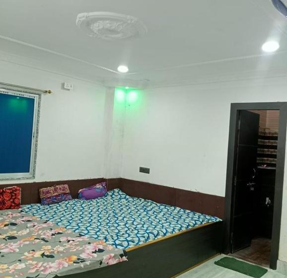 בית מלון כפרי Pragya