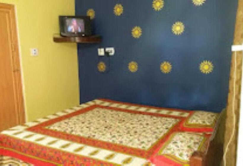 هتل Sai Nivas,bhubaneswar