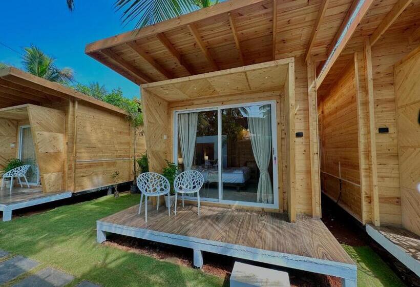 호텔 The Nine Beach Resort