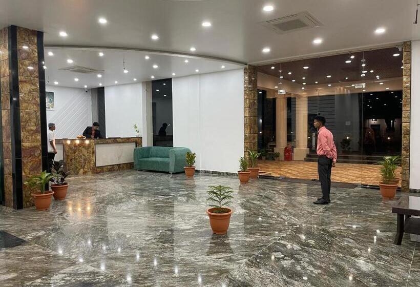 Jalsa Hotel And Resort