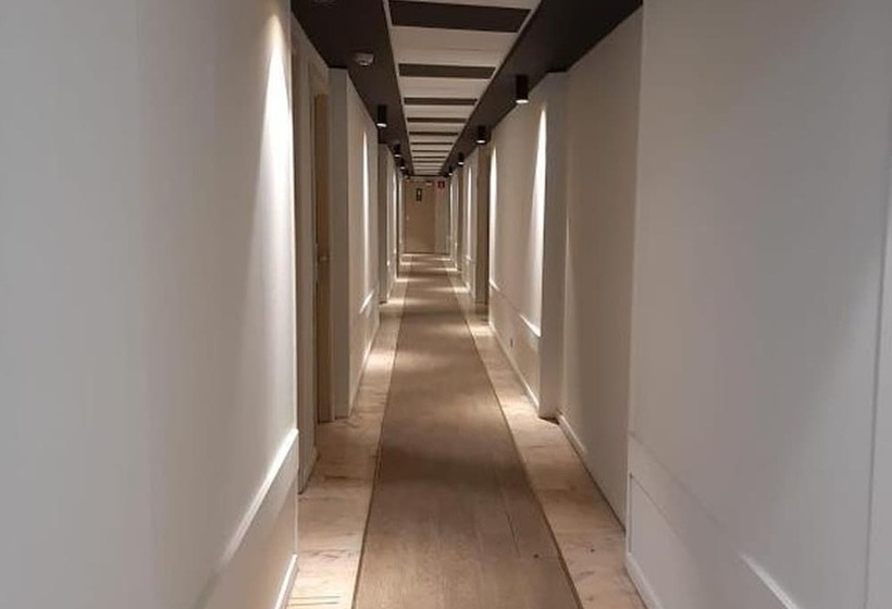 Пансион Room In Apartment   Value Stay Brussels South   Comfort Studio   Twin