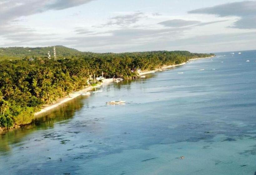 بنسيون Tropicasa Siquijor Seafront Guest House