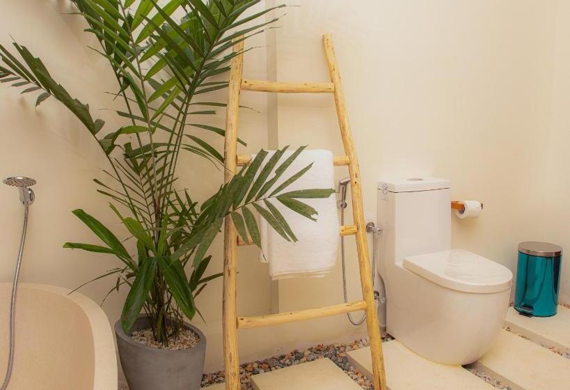 Spicepeek Boutique Hotel Cmb Airport