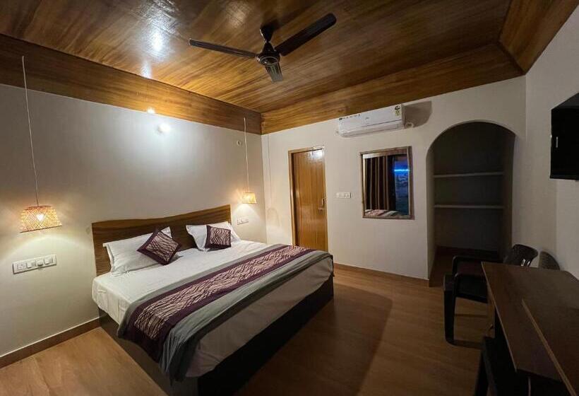 Wild Planet Corbett Hotel And Resort